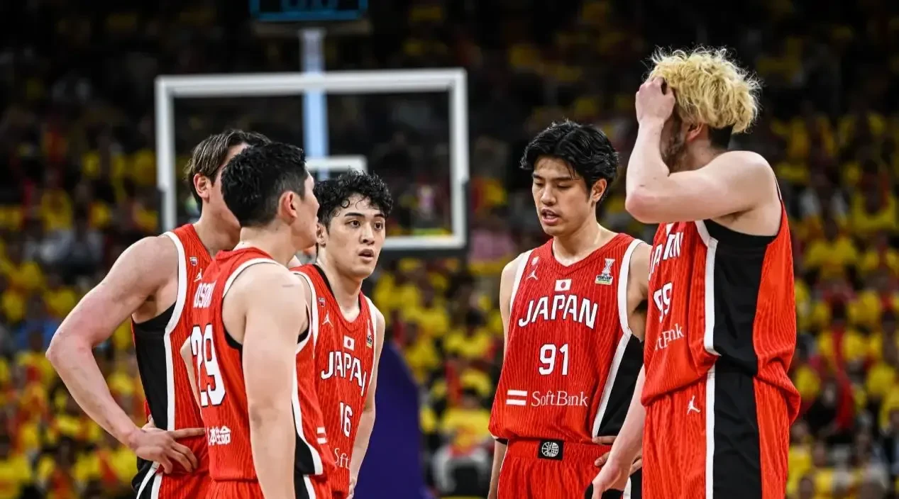 日本队完胜中国队,李梓嘉扛起全队 日本队完胜中国队,李梓嘉扛起全队