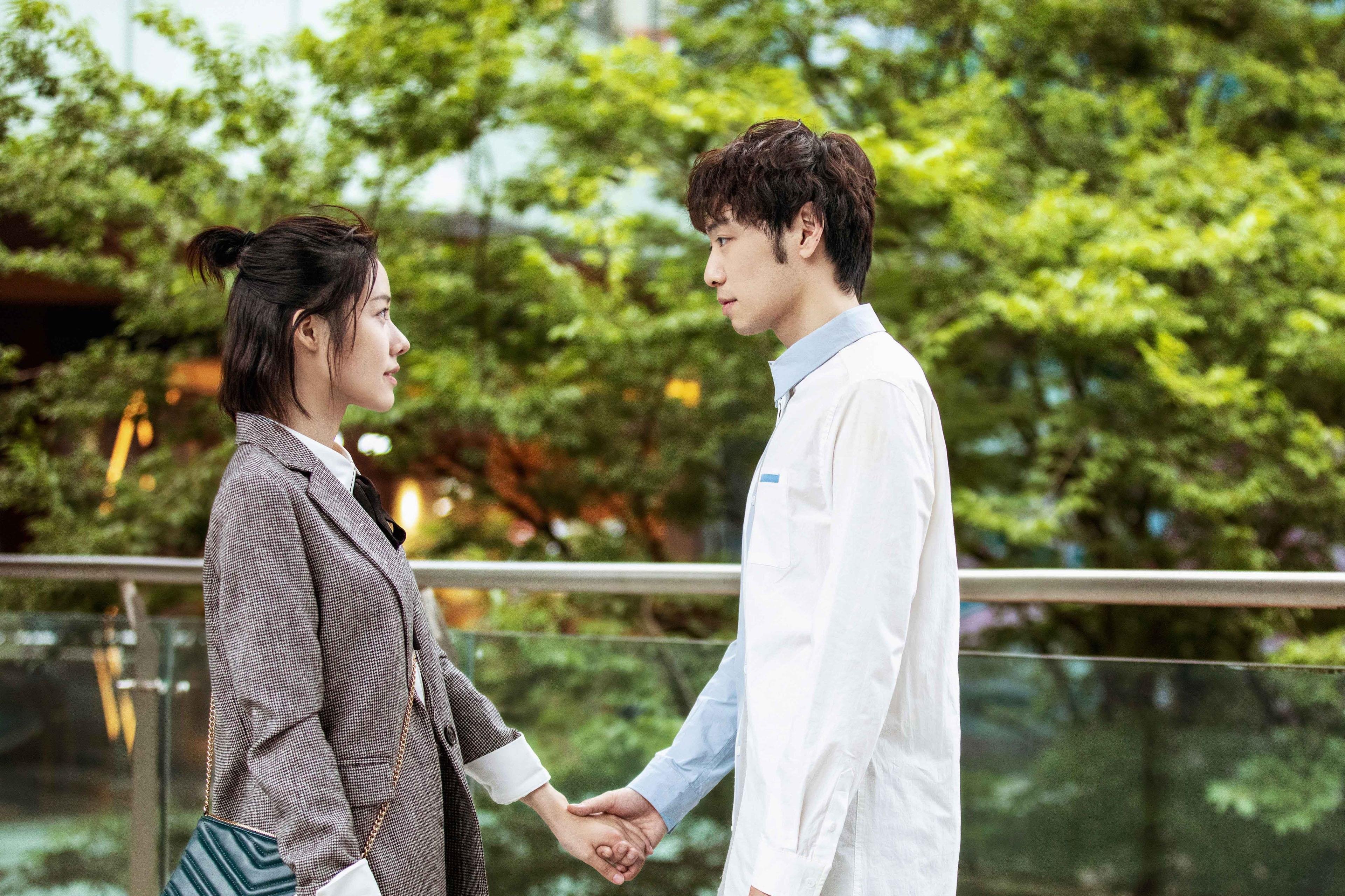 爱德华兹关键先生闪耀，老鹰队稳稳拿下浙江队