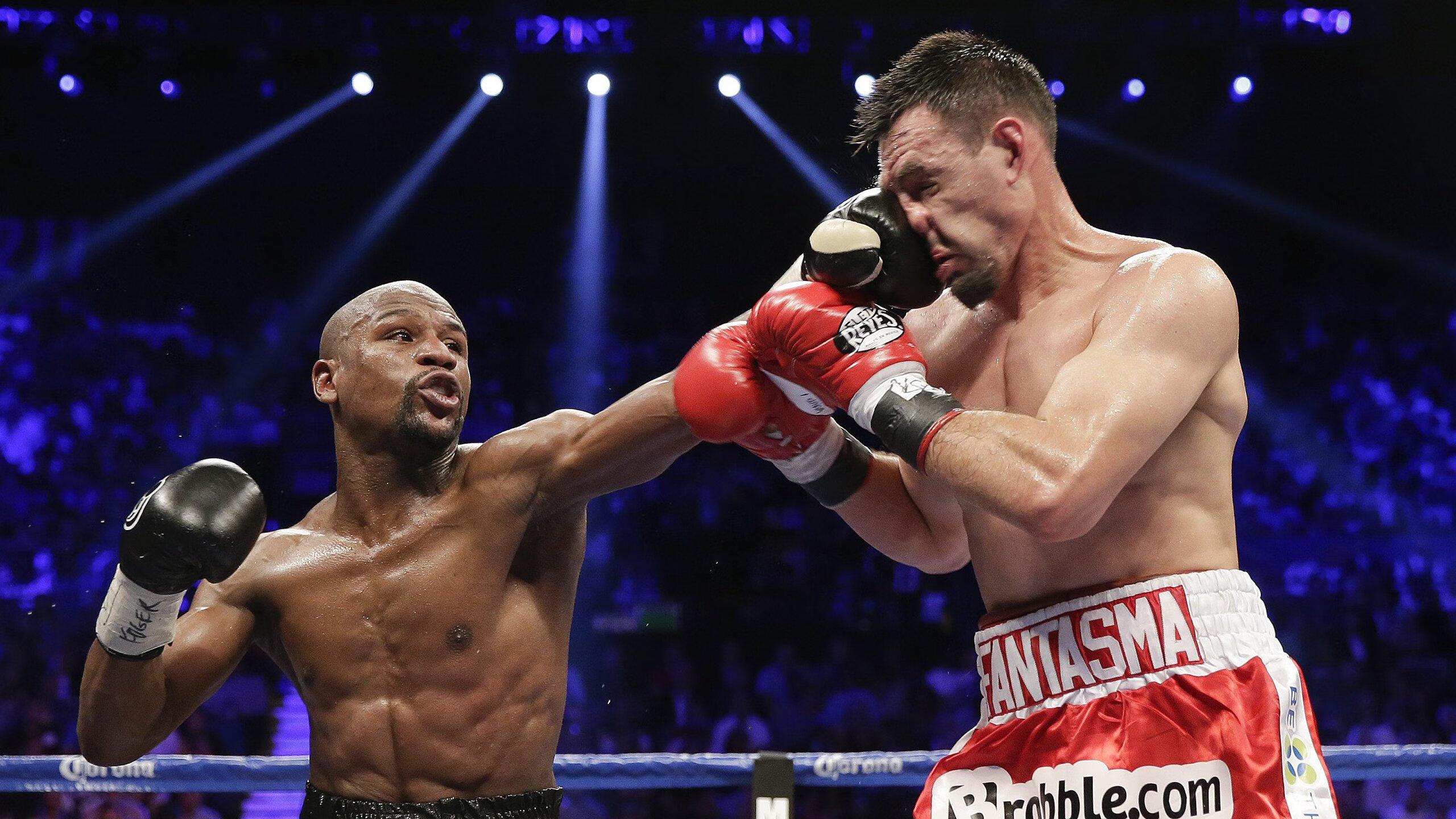 黑色闪电撕裂鹈鹕防线，霍勒迪一手导演马刺式收割